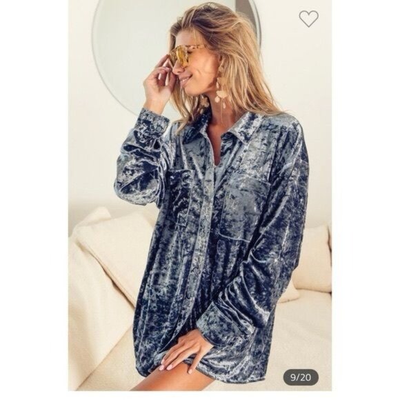 NWT Graphite Blue Crushed Velvet Long Sleeve Button Front Relaxed Fit Top - Picture 5 of 16